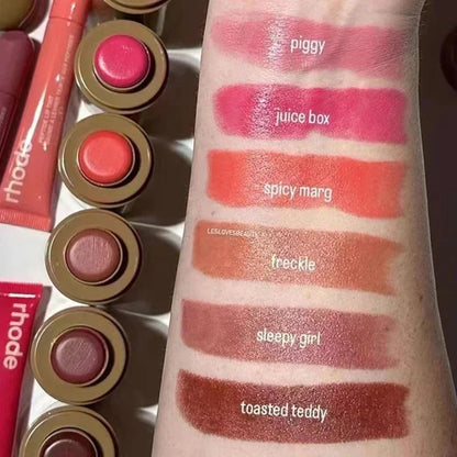 Glossy Jelly Lip Gloss – Waterproof & Hydrating Shine